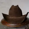 Sombrero de Fieltro de Oveja Estilo Mezclilla Desgastado Más Vendido Transfronterizo Sombrero de Fieltro de Color Puro con Decoración