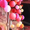 Set de Decoración de Habitación de Boda con Bolas de Panal de Abeja de Moda para Boda y Compromiso, Adecuado tanto para el Dormitorio Nuevo como para la Sala de Estar de la Novia y el Novio