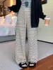 Pantalones Rayados de Tela Suave tipo Fideo de Arroz Perezoso para Mujer, Nuevo Diseño de Otoño, Pantalones Casuales Rectos de Longitud Completa Versátiles