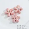 Flores coloridas de cerámica de cinco pétalos hechas a mano DIY materiales para decoración de joyas de collar pulsera accesorios