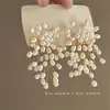 Aretes de Tachuela para Oreja con Diseño de Flores Rojas Soñadoras para Año Nuevo, Clip para Oreja, Exquisitos Pequeños, Versátiles para el Temperamento, Pendientes de Lujo Ligero para Mujer