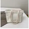 Bolsa de Ombro Tote Casual da Moda Tendência Feminina 2025 Novo Estilo de Verão Estilo Estrangeiro Simples Grande Capacidade