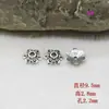 Suministro directo de fábrica aleación de plata de Xizang soporte de flor de loto sombrero de flor pulsera collar con cuentas accesorios de joyería DIY al por mayor