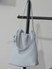 Bolso Cubo Tejido Casual Versátil Nuevo, Bolso de Hombro de Nicho de Gran Capacidad con un Toque de Lujo, Estilo Cruzado Simple