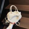 Fábrica de Bolsos para Mujer 2025 Nueva Moda Bolso Pequeño en Forma de Corazón Bolso Cruzado de un Solo Hombro Casual y Elegante Bolso de Mano de Comercio Exterior