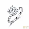 Anillo de plata de ley S925 con moissanita, base microincrustada de cuatro garras, anillo completo de moissanita, anillo cerrado para mujer