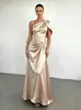 Vestido de noche satinado de un solo hombro de alta gama para fiesta de banquete Amazon transfronterizo europeo y americano 2026