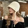 Novo chapéu de balde de tricô outono e inverno para mulheres, versátil estilo coreano, chapéu para clima frio que afina o rosto, chapéu de lã, chapéu de pescador, chapéu quente estilo ins