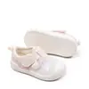 Nuevos zapatos casuales de malla transpirable para bebé en verano, para niños y niñas de 0 a 2 años, suelas de goma suave para bebé, antideslizantes, zapatos para gatear
