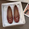 Zapatos Mary Jane estilo francés con remaches para mujer, nuevo modelo de verano 2026, con aumento interno de altura, tacón bajo, lazo, zapatos de cuero de corte bajo