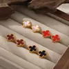 Pendientes de Trébol de Cuatro Hojas de Lujo Ligero, Pendientes Elegantes de Acero de Titanio, Pendientes de Moda Estilo Coreano Ins con Recubrimiento al Vacío Oro PVD para Mujer