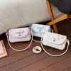 Bolso de Hombro Nuevo de Primavera 2026 Rosa con Lazo Bajo el Brazo, Aspecto de Alta Gama, Estampado de Nicho de Moda, Estilo Dulce Japonés