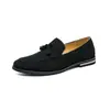 Moda de comercio exterior zapatos de cuero puntiagudos para hombre zapatos de cuero pequeños con borlas retro zapatos casuales para hombre zapatos tipo frijol al por mayor lazada