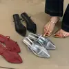 Sandálias Chuyuji Design de Nicho para Mulheres Verão 2026 Estilo Francês High-End Minimalista Personalidade Tira Fina Salto Baixo