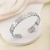 Pulseira de Aço Inoxidável de Alta Costura Personalizada para Mulheres, Joia Versátil de Aço Titânio de Nicho, Acessórios de Luxo Leve