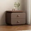 Instale um Pequeno Armário de Cabeceira de Madeira Maciça na Cor Creme, Estilo Simples Vintage, Armário de Cabeceira Moderno Novo Minimalista para Armazenamento de Quarto