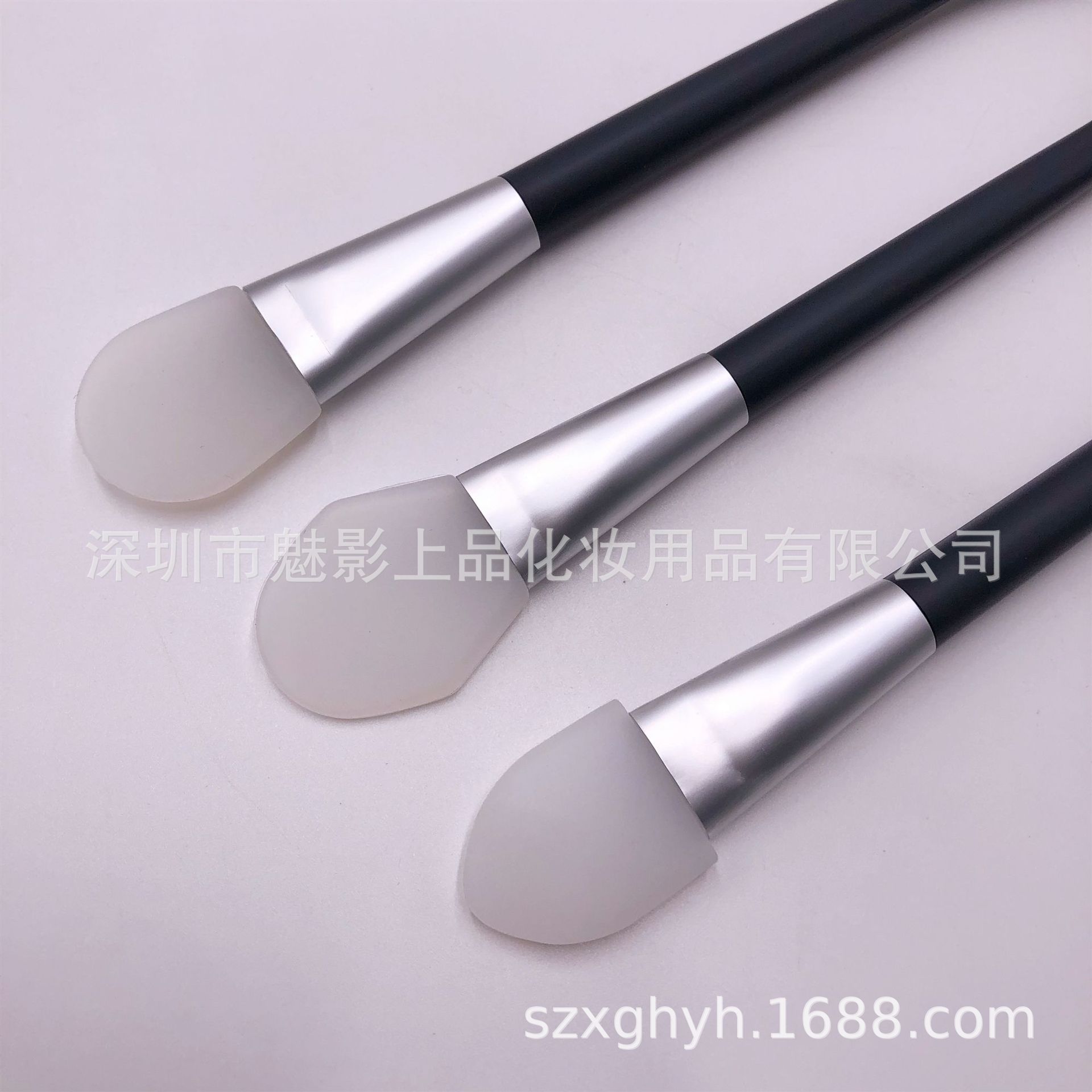 悦木之源长勺子柄硅胶刷16_副本.jpg