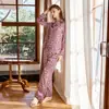 Estampa de Leopardo RosaCor Contrastante Estampa de Leopardo Rosa Acetato Sintético High-End Cetim Roupa de Dormir com Fecho Frontal, Emagrecedora e Fashionable Pijama