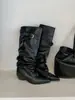 Botas de montar vintage europeas y americanas de punta, plisadas, de pierna ancha, hasta la rodilla, con decoración de hebilla de cinturón