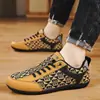Zapatos de Lona Nuevos de Primavera, Casuales, Versátiles, Transpirables sin Cordones, Ligeros, Modernos, para Jóvenes Hombres