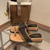 Sandalias Metálicas de Punta de Pinza para Mujer, Calzado para Exteriores, Nuevo Estilo 2026, Sandalias sin Cordones Tejidas de Paja, Sandalias de Deslizamiento de Nicho para Vacaciones