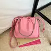 2026 Novo Modelo Bolsa de Ombro Plissada de Nicho para Mulheres, Bolsa de Ombro e Transversal Estilosa, Bolsa de Ombro Tendência para Mulheres