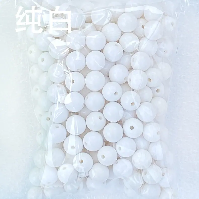 纯白