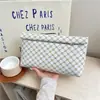Bolsa Envelope Clutch de Armazenamento Portátil para Maquiagem de Grande Capacidade para Mulheres 2026, Personalizada, Simples, Moderna, Padrão Vintage, Grande Capacidade, Luxo Leve
