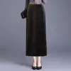 Moderna Falda Recta de Terciopelo Dorado para Mujer 2026 Otoño/Invierno Nueva Falda Bodycon de Cintura Alta que Cubre la Cadera Elegante Falda Larga para el Trabajo