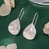 Pendientes Minimalistas de Hoja Cepillada Plateada para Mujer 2026 Nuevo Hot Trend Pendientes de Alta Gama Lujo Ligero Diseño de Nicho Accesorios para Orejas