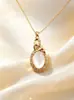 Collar de Calcedonia Envuelto en Forma de Corazón Doble para Mujer, Colgante Grande con Incrustaciones de Diamantes de Lujo Ligero, Regalo para Mamá, Cadena de Clavícula Elegante Vintage