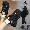 Zapatos Deportivos para Niñas 2026 Nuevo Primavera/Otoño Niños Medianos y Grandes Zapatos de Papá Zapatos para Niñas Niños Negro Ligero Suela Suave Modernos