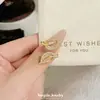Anel Aberto Europeu e Americano Transfronteiriço com Detalhes de Folha, Design de Folha com Zircônias Vendido Quente, Anel Versátil de Moda Elegante de Alto Padrão de Nicho