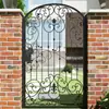 Jardim de Pátio Porta Pequena Porta de Entrada Simples e Dupla Aberta Área Cênica de Jardim ao Ar Livre Área de Pátio de Vila Porta Pequena Cerca Porta de Abertura Dupla