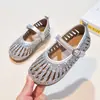 Novos Sapatos de Princesa de Cristal para Meninas Toque de Luxo Novos Sapatos de Couro Infantis para Meninas Sandálias Mary Jane com Solado Macio