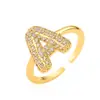 Austrália e antigo venda cruzada de nicho de luxo banhado a cobre ouro 18K 26 letras inglesas anel de zircônia anel joker feminino
