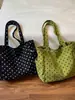 Bolsa tote grande de bolinhas estilo coreano 2026 nova bolsa de ombro única para o dia a dia da mulher bolsa de tecido estilosa feminina