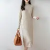 Elegante vestido de punto con cuello semi-alto para mujer, vestido base tipo suéter de longitud media, patrón de espiga, vestido 100% lana para otoño e invierno