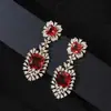 Pendientes Geométricos Clásicos Estilo Palacio Elegante Vintage Forma Clásica Zircón Rojo Temperamento Elegante Pendientes de Tachuela de Boda para Novia
