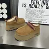 Pantuflas de algodón de suela gruesa para mujer para otoño e invierno 2026, estilo nuevo, piel y pelo integrados, para exteriores, que aumentan la altura, puntera cerrada, media pantufla gruesa de felpa