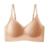 Base de maquillaje líquida sin costuras, tirante de gel invisible, sujetador push-up ligero de soporte suave para mujer de verano con copas fijas