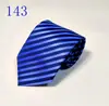 En stock Corbata Moda Nuevo Estudiante 8cm Moderna Estrecha Coreana para Grupo de Hombres Corbata Rayas Cuadros Traje Boda