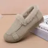 2026 Inverno Novo Retro Plus Veludo Bico Redondo Slip-on Quente Sapatos Feijão Feminino Tecido de Penas Veludo de Alta Qualidade Sapatos de Algodão