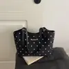 Bolsa Tote Grande de Bolinhas Retrô Nova Outono 2026 Moda Versátil para o Dia a Dia Ombro Único de Mão Atacado Bolsa Feminina