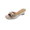 Sandalias de Tacón Grueso con Lazo Estilo Francés Sandalias Ligeras de Hada para Ponerse y Quitarse Verano 2026 Modelo Nuevo con Sandalias para Falda