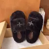 Sandalias Ligeras de Aroma Pequeño Estilo Japonés para Mujer 2026 Nuevo Estilo de Celebridad de Internet Adelgazantes Cómodas Deslizadores de Sentido de Diseño de Nicho
