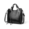 Nova Bolsa de Mão Feminina Transfronteiriça 2026, Bolsa de Ombro Elegante de Grande Capacidade de Alto Padrão, Bolsa de Mão Simples para Negócios para Mulheres