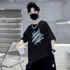 Camiseta Infantil de Manga Curta Algodão Puro Verão Novo Estilo Estampa de Desenho Letra Top para Meninos e Bebês Soltinha Gola Redonda Manga Meia