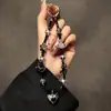 Bolsa de Mão Luxuosa e de Alta Qualidade com Corrente de Mão Curta e Pingente Chaveiro para Capa de Celular