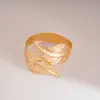 Pulsera Metálica Plegada con Hojas Transfronteriza Europea y Americana para Mujer, Pulsera de Moda y Sencilla, Estilo Retro Francés, Diseño Único